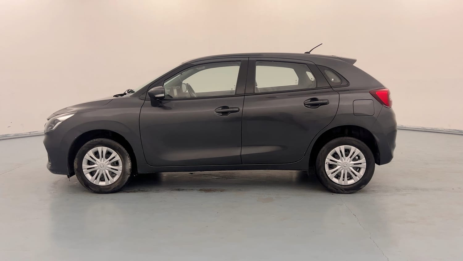 Used 2022 Maruti Suzuki Baleno Delta MT Petrol Manual exterior LEFT SIDE VIEW