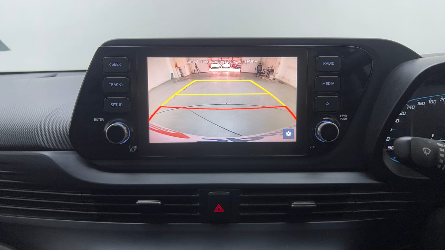 Used 2023 Hyundai i20 Sportz 1.2 IVT Petrol Automatic top_features Rear camera