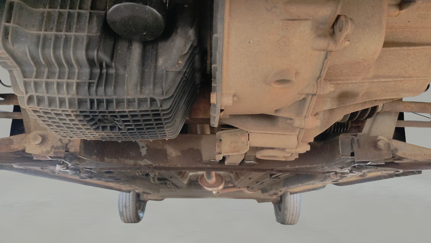 Used 2021 Renault Kwid RXT 1.0 Opt Petrol Manual extra FRONT LEFT UNDERBODY VIEW