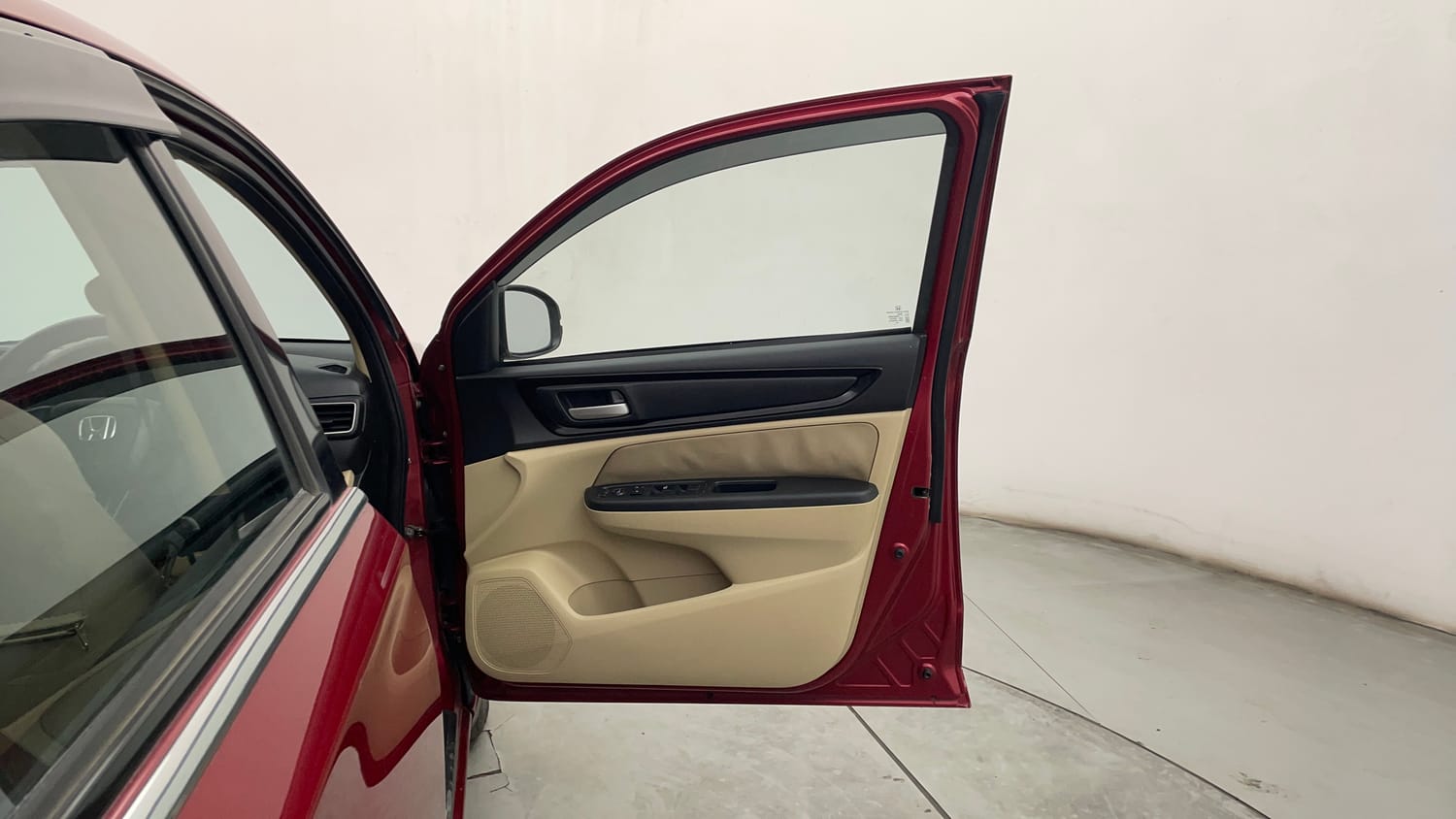 Used 2018 Honda Amaze 1.2 VX MT Petrol Petrol Manual interior RIGHT FRONT DOOR OPEN VIEW
