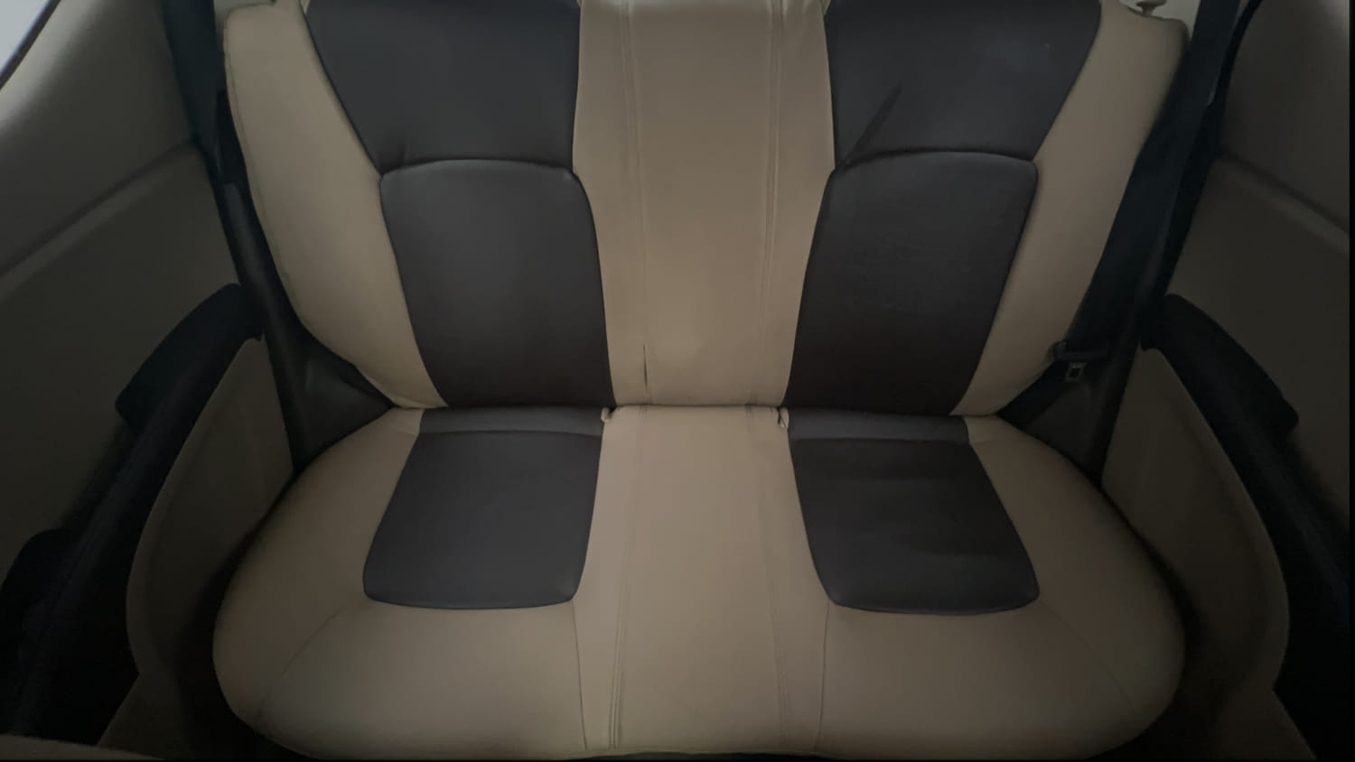 Used 2013 Hyundai i10 Magna 1.1 iRDE2 Petrol Manual interior REAR SEAT CONDITION VIEW