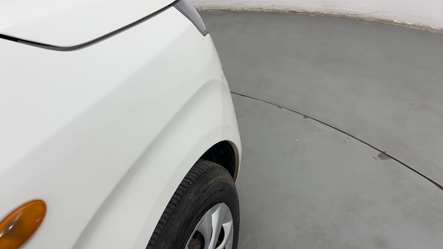 Used 2019 Maruti Suzuki Wagon R 1.0 VXI AMT Petrol Automatic dents MINOR SCRATCH