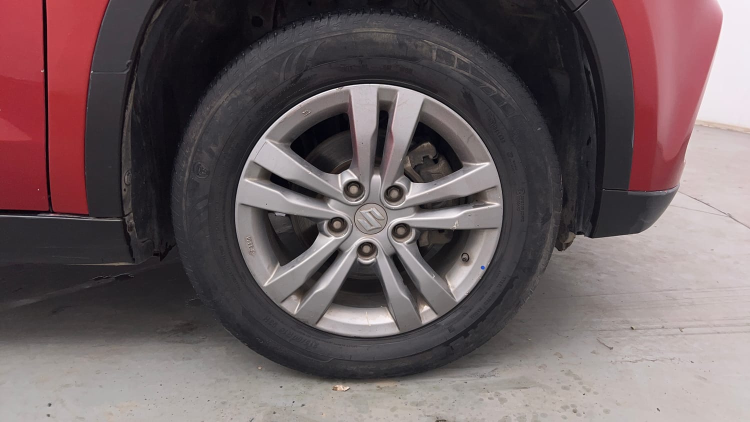 Used 2016 Maruti Suzuki Vitara Brezza [2016-2020] ZDi Plus Diesel Manual tyres RIGHT FRONT TYRE RIM VIEW