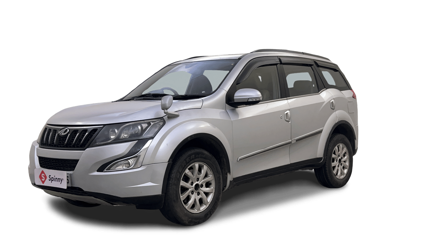 Used 2016 Mahindra XUV500 W10 AT Diesel Automatic Image