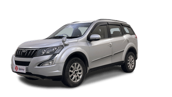 Used 2016 Mahindra XUV500 W10 AT Diesel Automatic Image