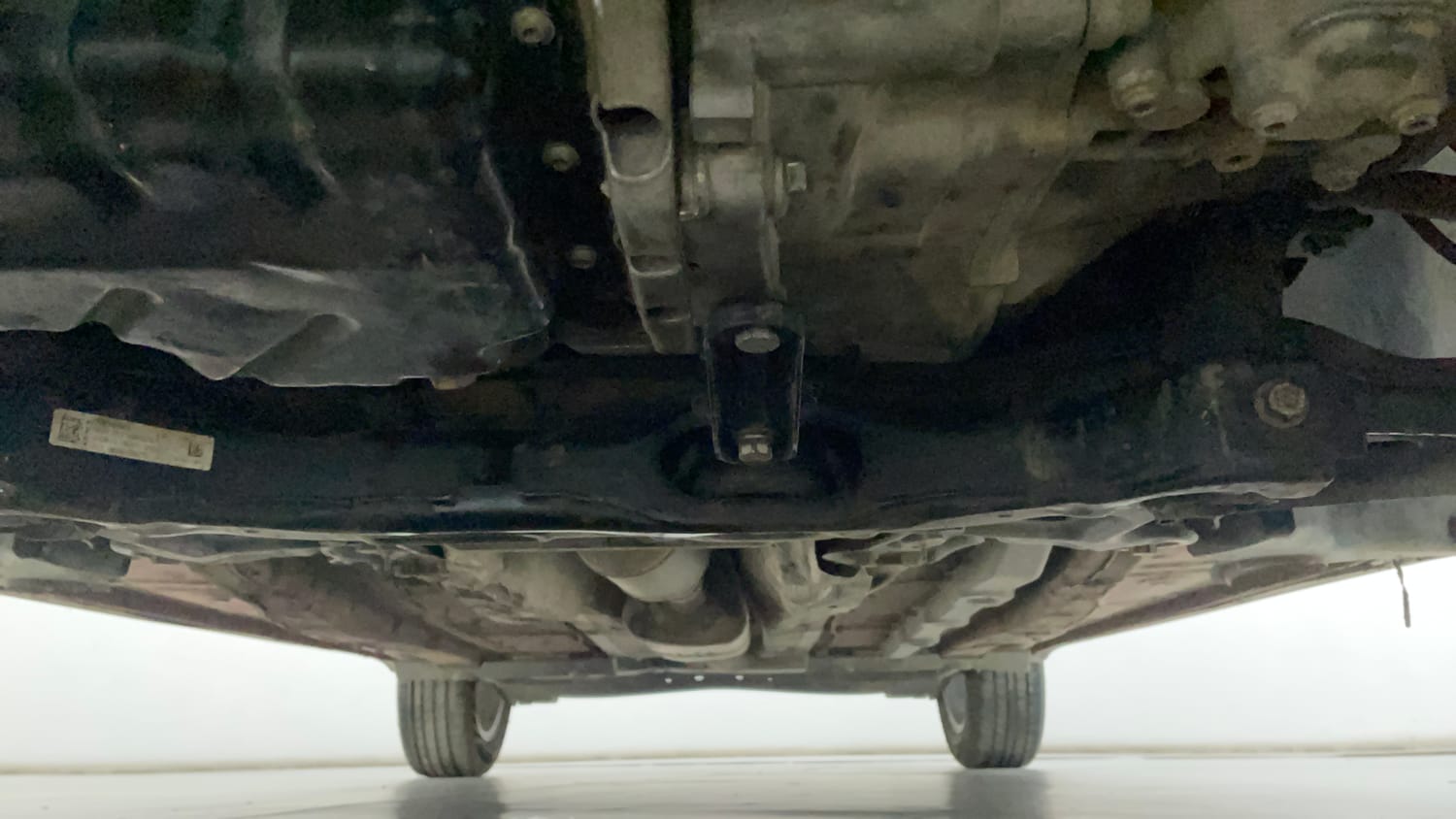 Used 2023 Skoda Kushaq Ambition 1.0L TSI MT Petrol Manual extra FRONT LEFT UNDERBODY VIEW