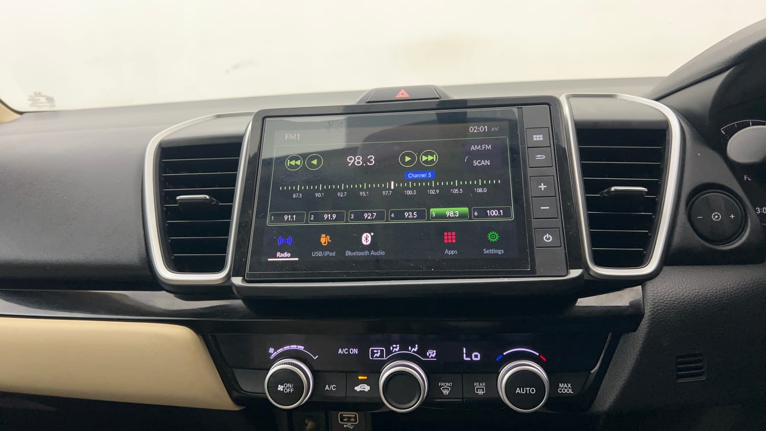 Used 2022 Honda City VX Petrol Petrol Manual interior MUSIC SYSTEM & AC CONTROL VIEW