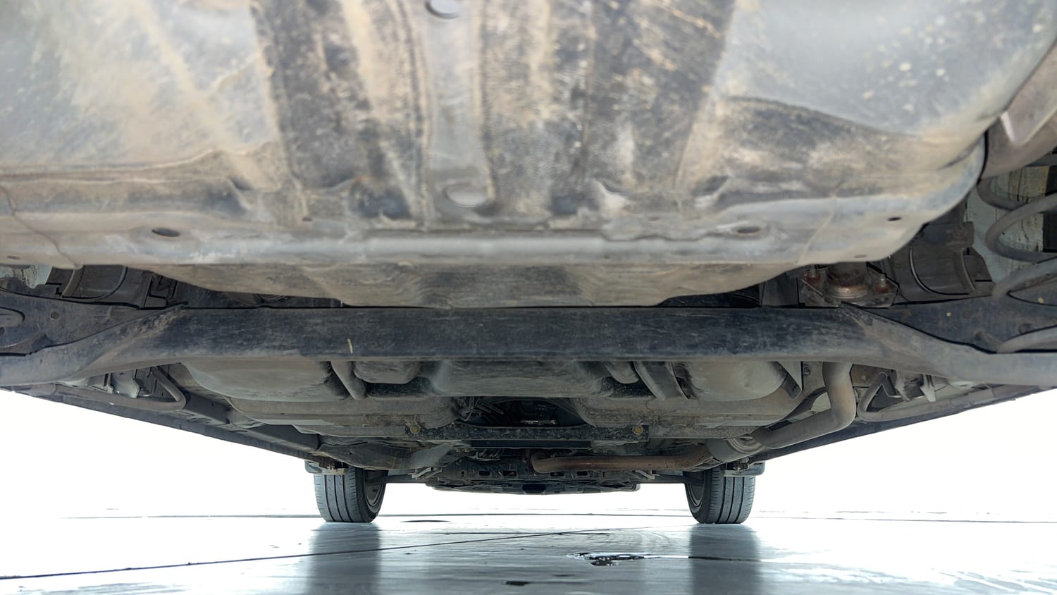 Used 2022 Honda City VX Petrol Petrol Manual extra REAR UNDERBODY VIEW (TAKEN FROM REAR)