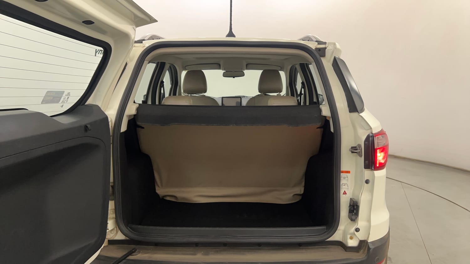 Used 2021 Ford EcoSport Titanium 1.5L TDCi Diesel Manual interior DICKY INSIDE VIEW