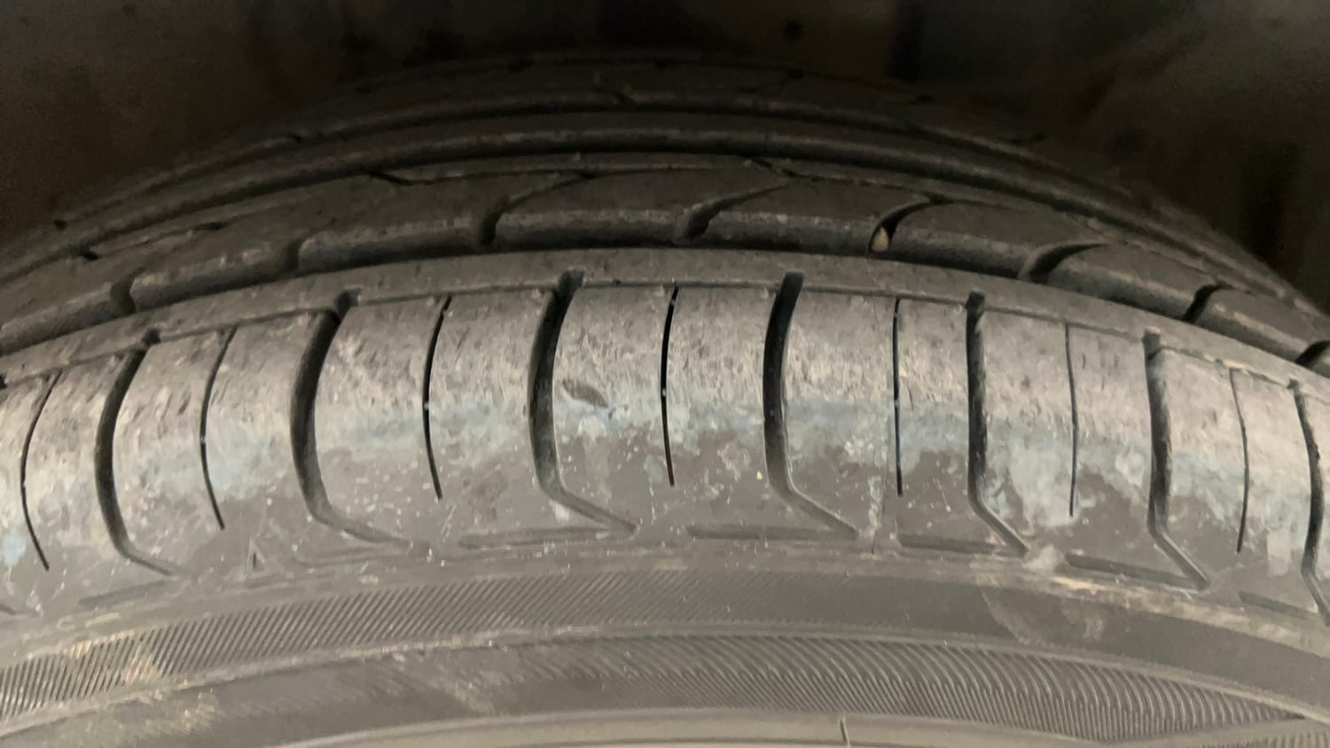 Used 2021 Ford EcoSport Titanium 1.5L TDCi Diesel Manual tyres RIGHT FRONT TYRE TREAD VIEW