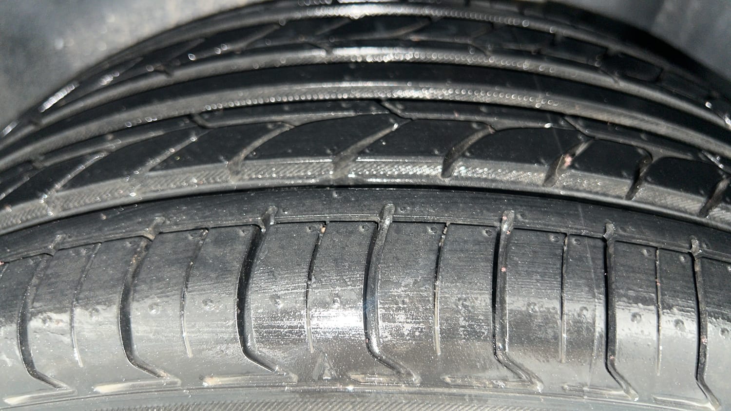 Used 2017 Skoda Rapid Ambition 1.5 TDI Diesel Manual tyres LEFT REAR TYRE TREAD VIEW