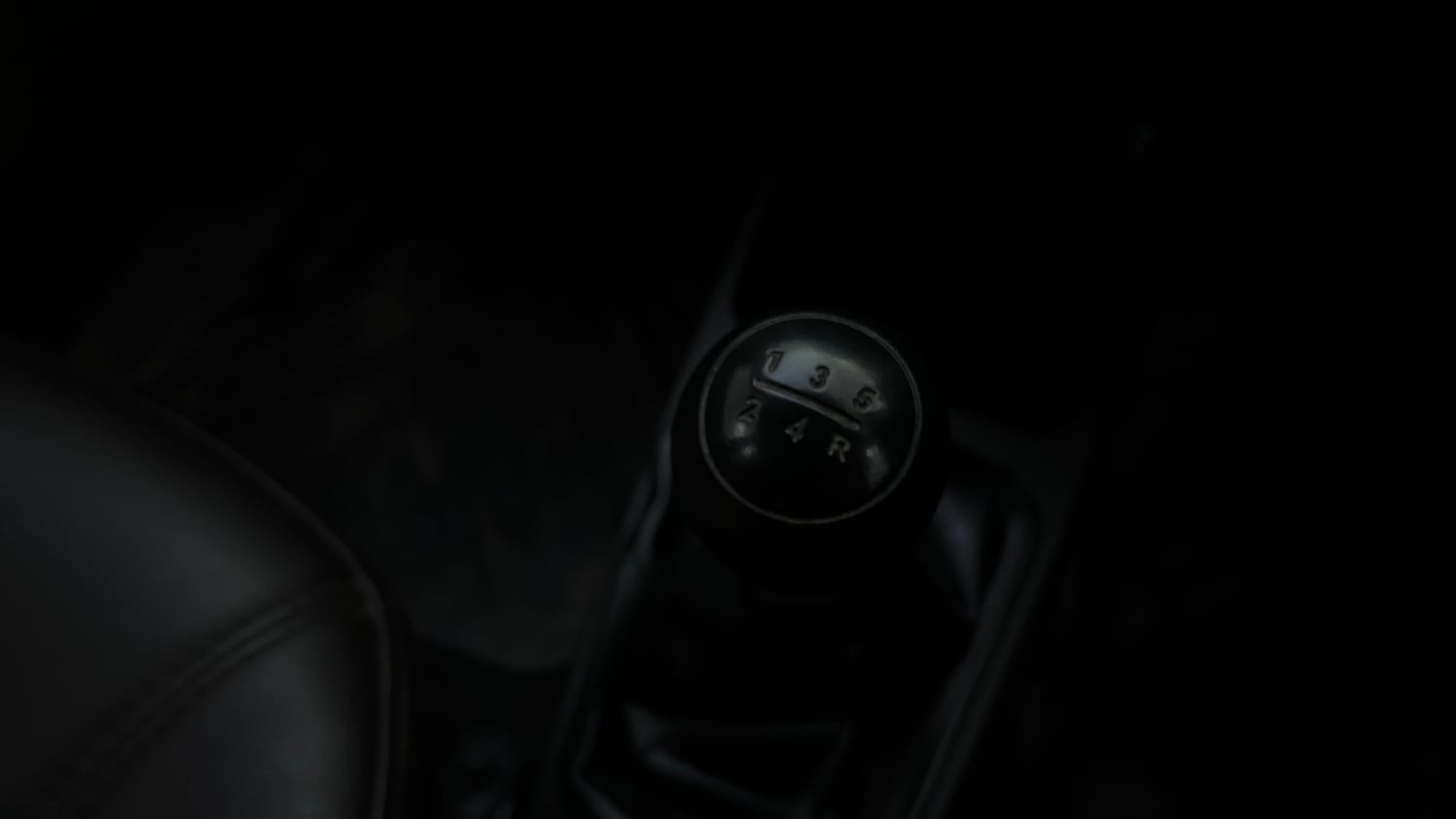 Used 2016 Hyundai Eon Era Petrol Manual interior GEAR  KNOB VIEW