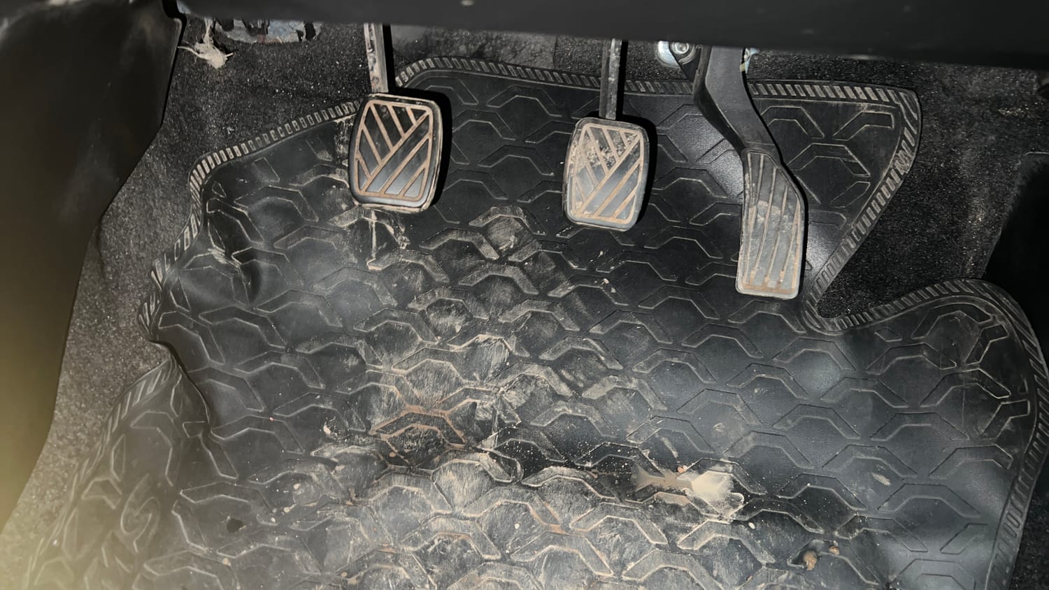 Used 2015 Maruti Suzuki Swift VXi Petrol Manual interior PEDALS VIEW