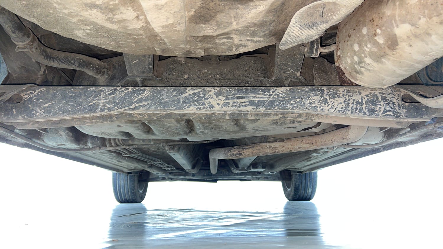 Used 2020 Kia Sonet GTX Plus 1.5 Diesel Manual extra REAR UNDERBODY VIEW (TAKEN FROM REAR)