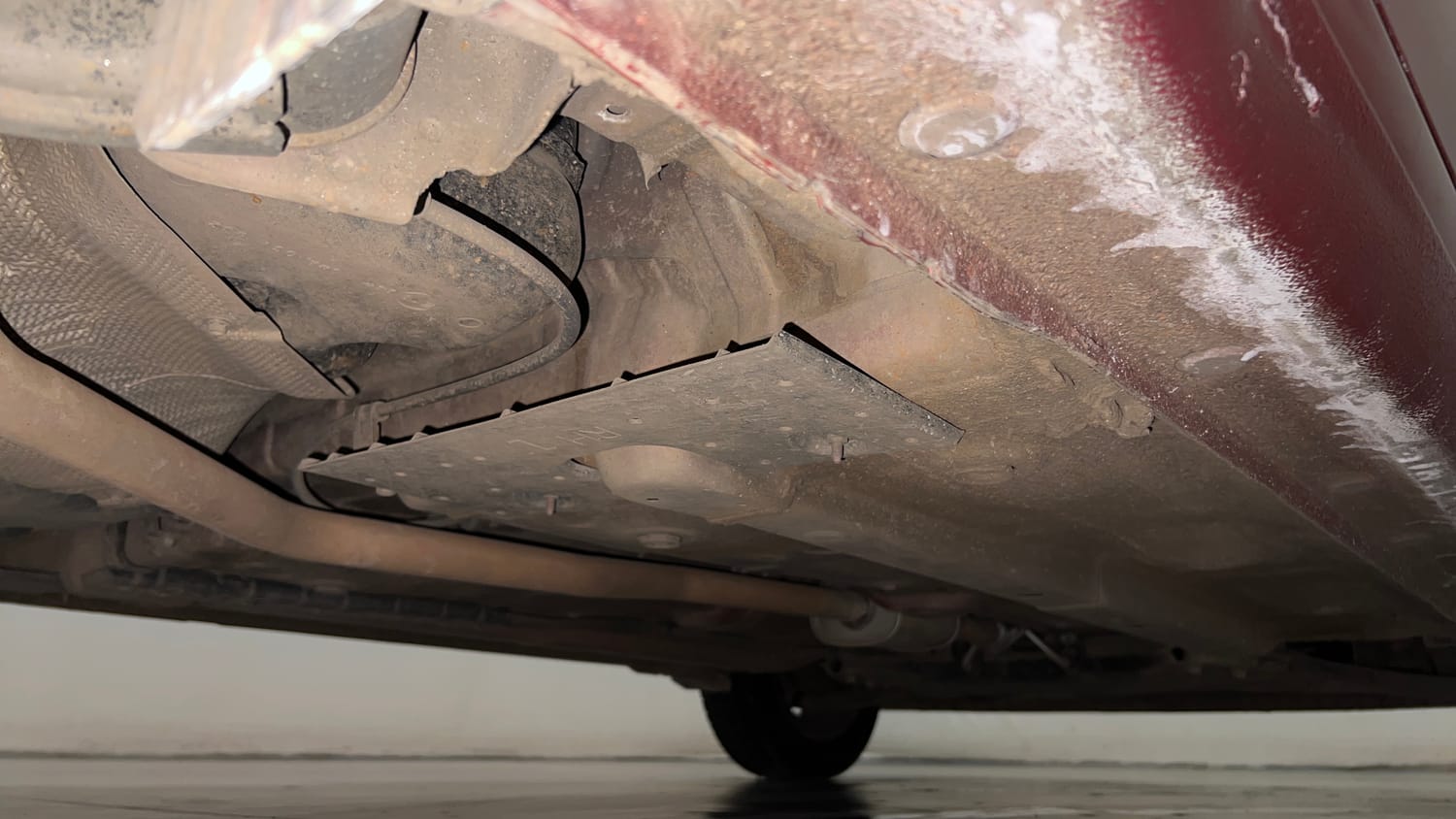 Used 2019 Hyundai Santro Sportz AMT Petrol Automatic extra REAR RIGHT UNDERBODY VIEW