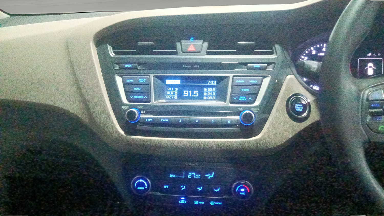 Used 2016 Hyundai Elite i20 Asta 1.2 Petrol Manual interior MUSIC SYSTEM & AC CONTROL VIEW
