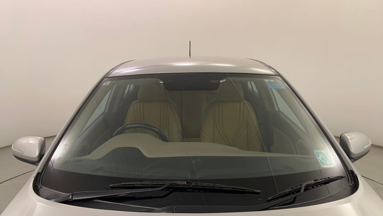 Used 2018 Hyundai Elite i20 Asta 1.2 (O) Petrol Manual exterior FRONT WINDSHIELD VIEW