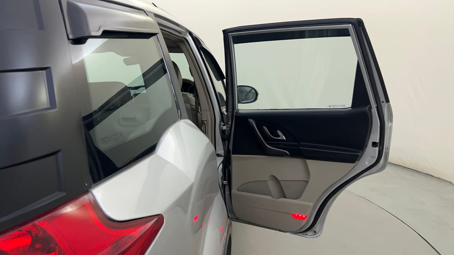 Used 2016 Mahindra XUV500 W10 AT Diesel Automatic interior RIGHT REAR DOOR OPEN VIEW