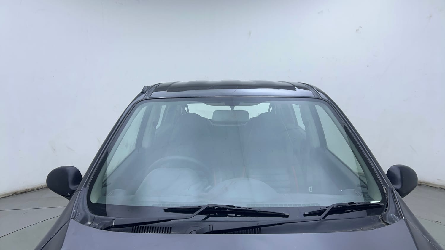 Used 2017 Maruti Suzuki Alto 800 LXi Petrol Manual exterior FRONT WINDSHIELD VIEW