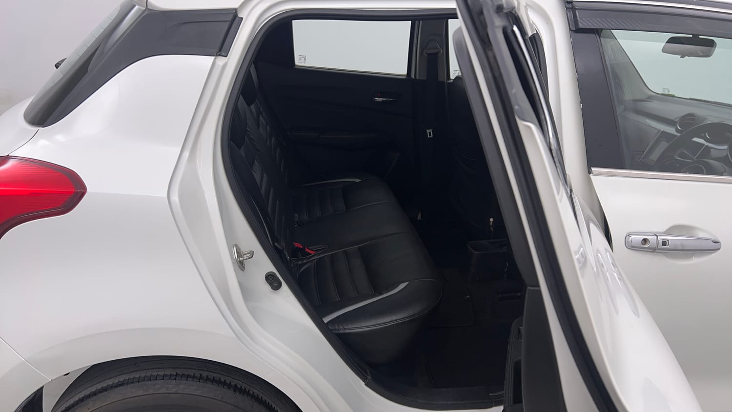 Used 2019 Maruti Suzuki Swift ZXi Plus Petrol Manual interior RIGHT SIDE REAR DOOR CABIN VIEW