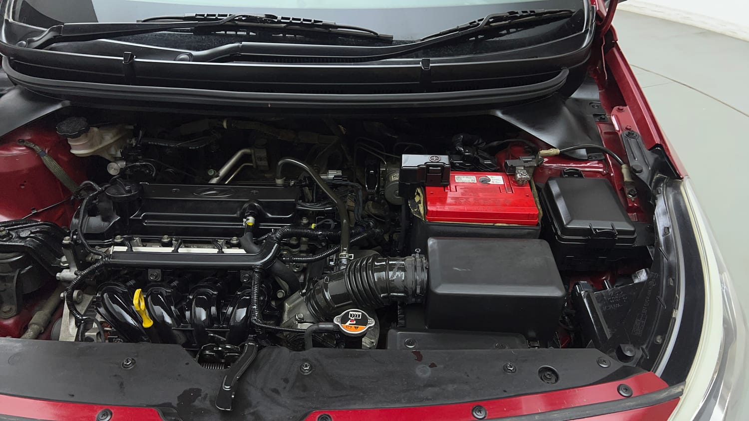 Used 2015 Hyundai Elite i20 Sportz 1.2 Petrol Manual engine ENGINE LEFT SIDE VIEW