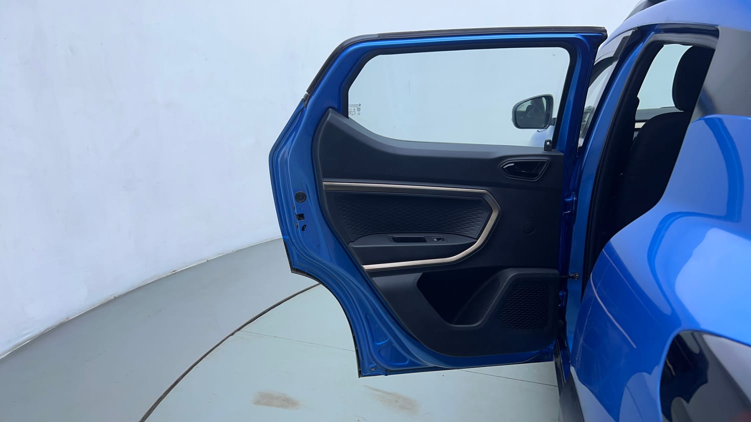 Used 2022 Renault Kiger RXT MT Petrol Manual interior LEFT REAR DOOR OPEN VIEW