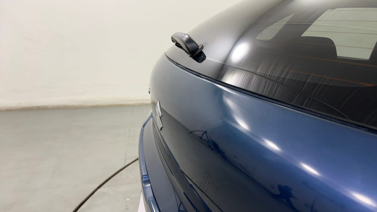 Used 2017 Maruti Suzuki Baleno Delta 1.2 Petrol Manual dents MINOR SCRATCH
