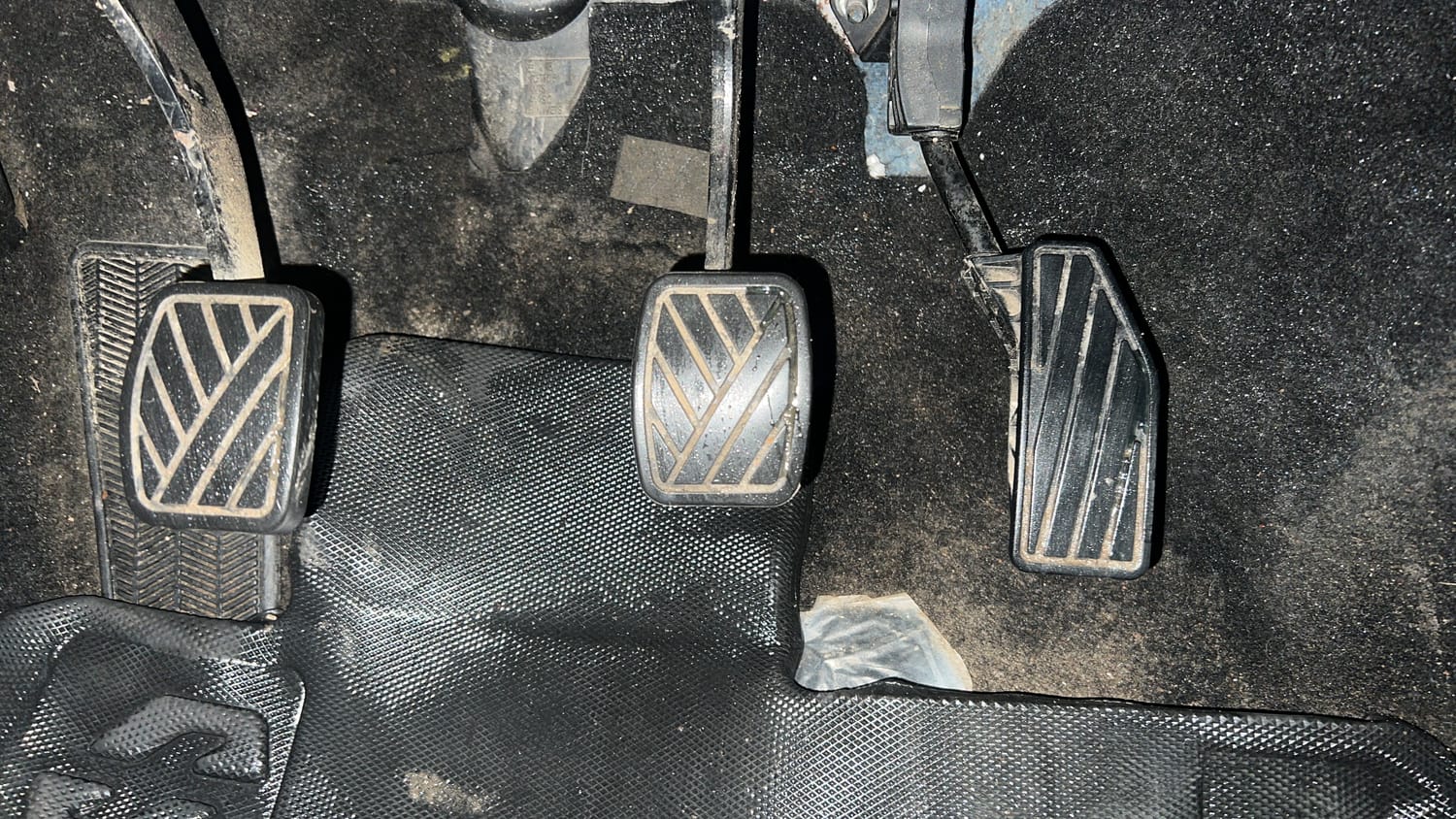 Used 2022 Maruti Suzuki Baleno Delta MT Petrol Manual interior PEDALS VIEW