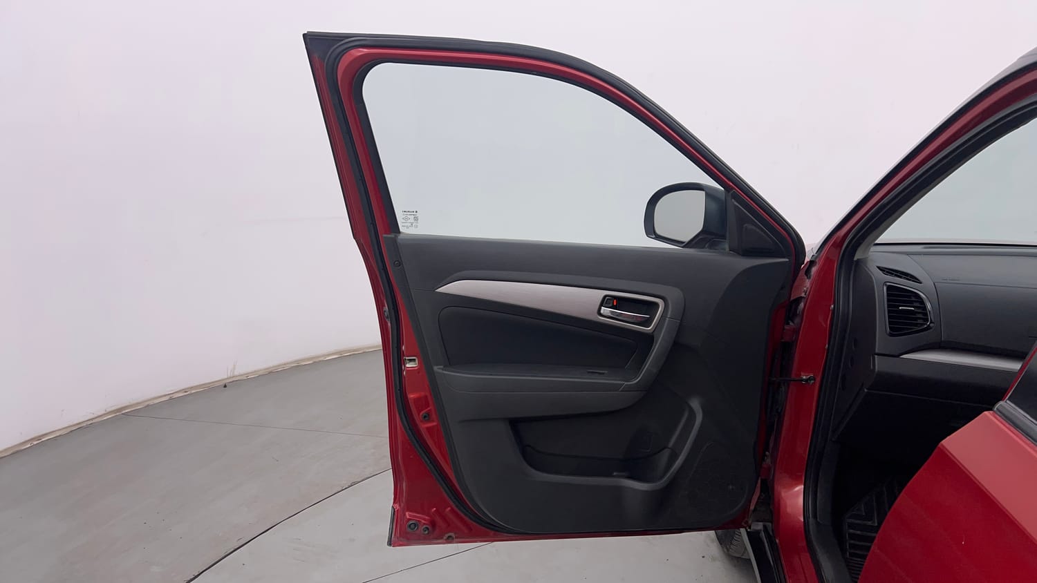 Used 2016 Maruti Suzuki Vitara Brezza [2016-2020] ZDi Plus Diesel Manual interior LEFT FRONT DOOR OPEN VIEW