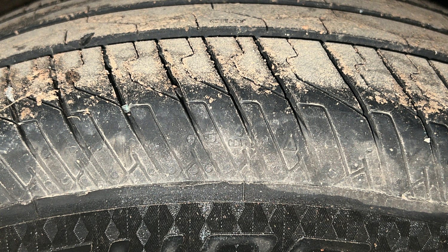 Used 2015 Honda Amaze 1.2 E i-VTEC Petrol Manual tyres LEFT REAR TYRE TREAD VIEW