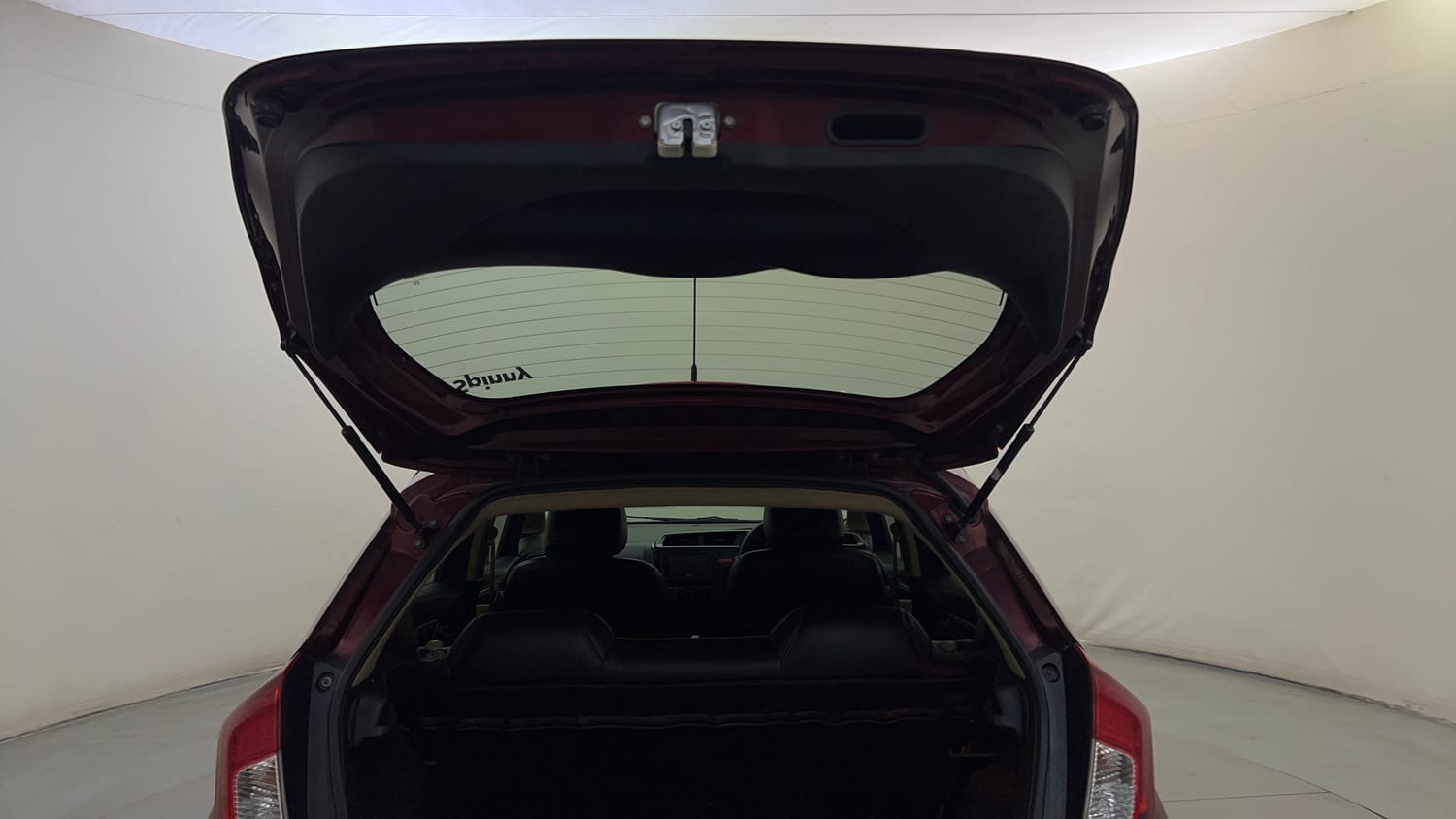 Used 2015 Honda Jazz SV Diesel Diesel Manual interior DICKY DOOR OPEN VIEW