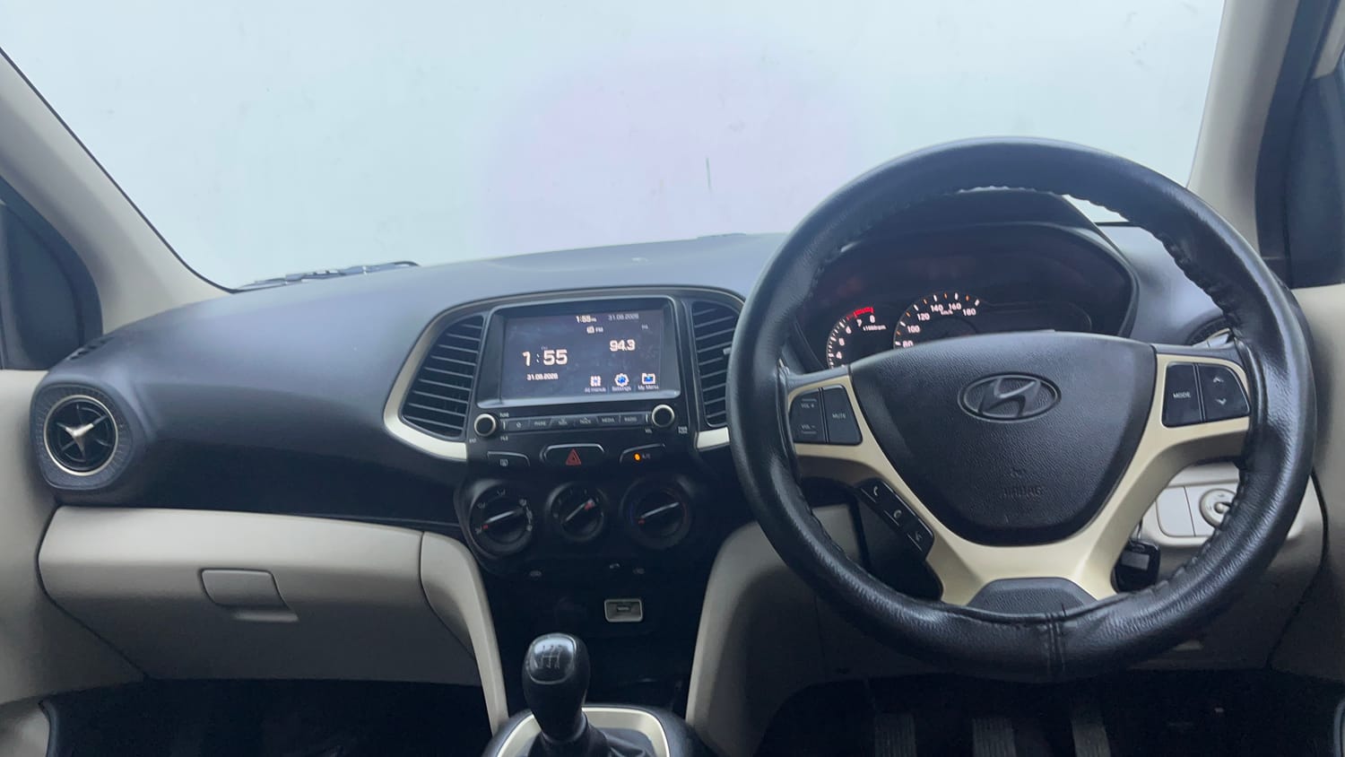 Used 2019 Hyundai Santro Asta Petrol Manual interior DASHBOARD VIEW