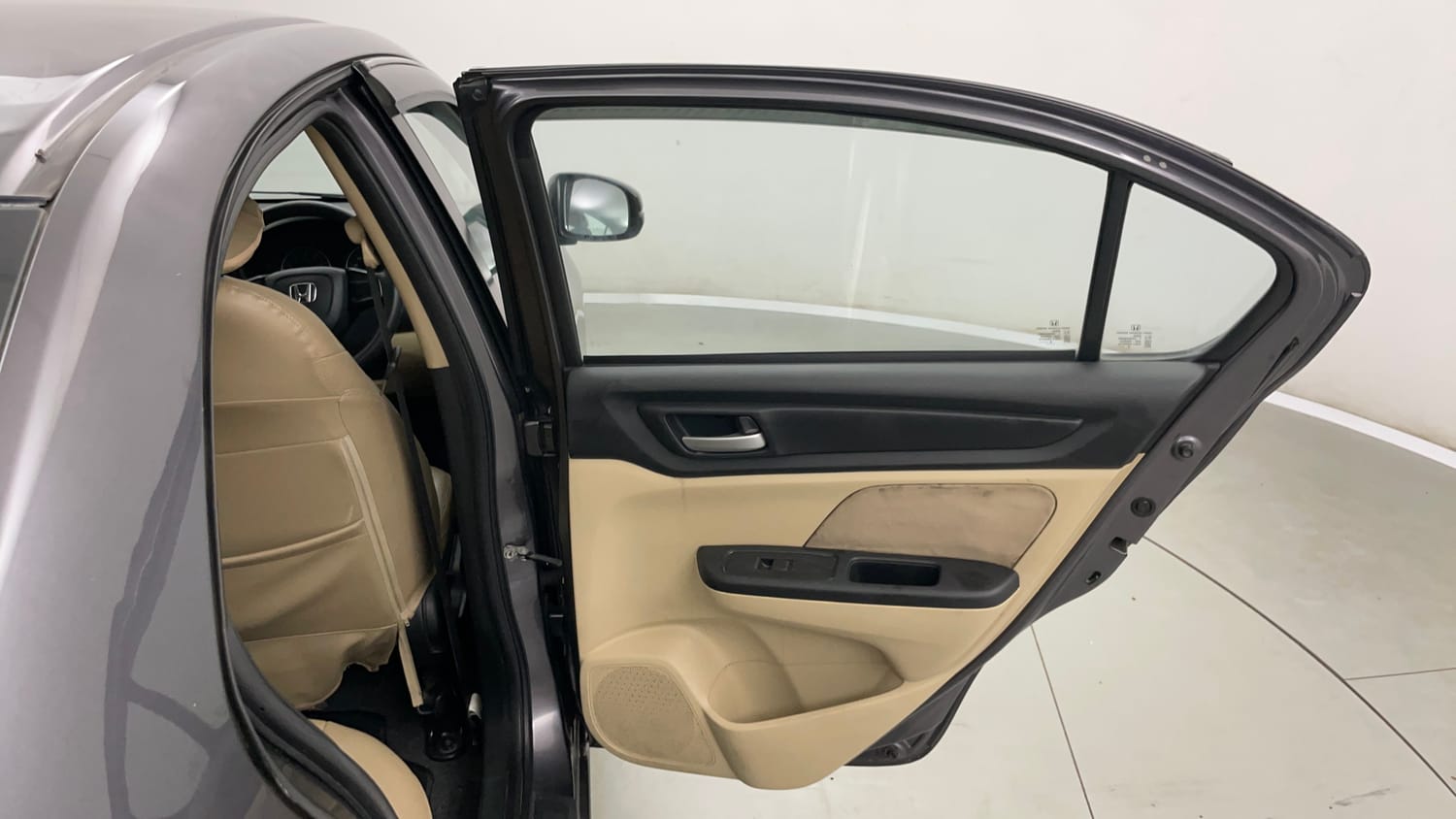Used 2018 Honda Amaze 1.2 V MT Petrol Petrol Manual interior RIGHT REAR DOOR OPEN VIEW