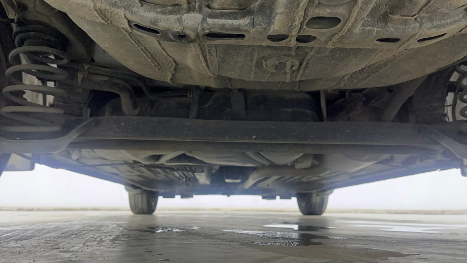Used 2023 Honda Amaze VX MT 1.2 Petrol Petrol Manual extra REAR UNDERBODY VIEW (TAKEN FROM REAR)
