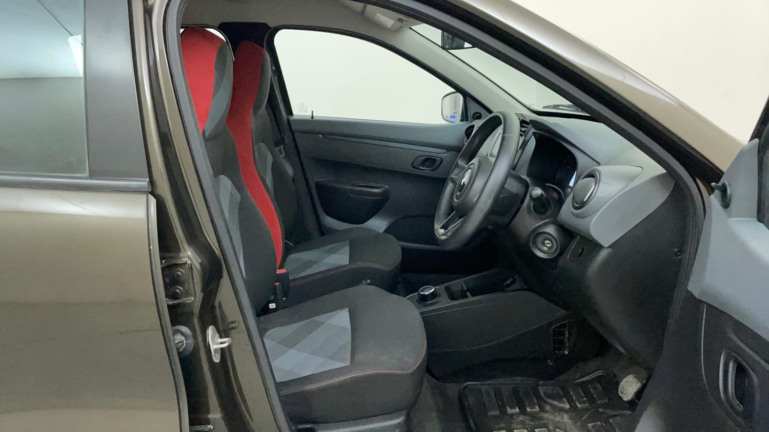Used 2021 Renault Kwid RXT 1.0 AMT Opt Petrol Automatic interior RIGHT SIDE FRONT DOOR CABIN VIEW