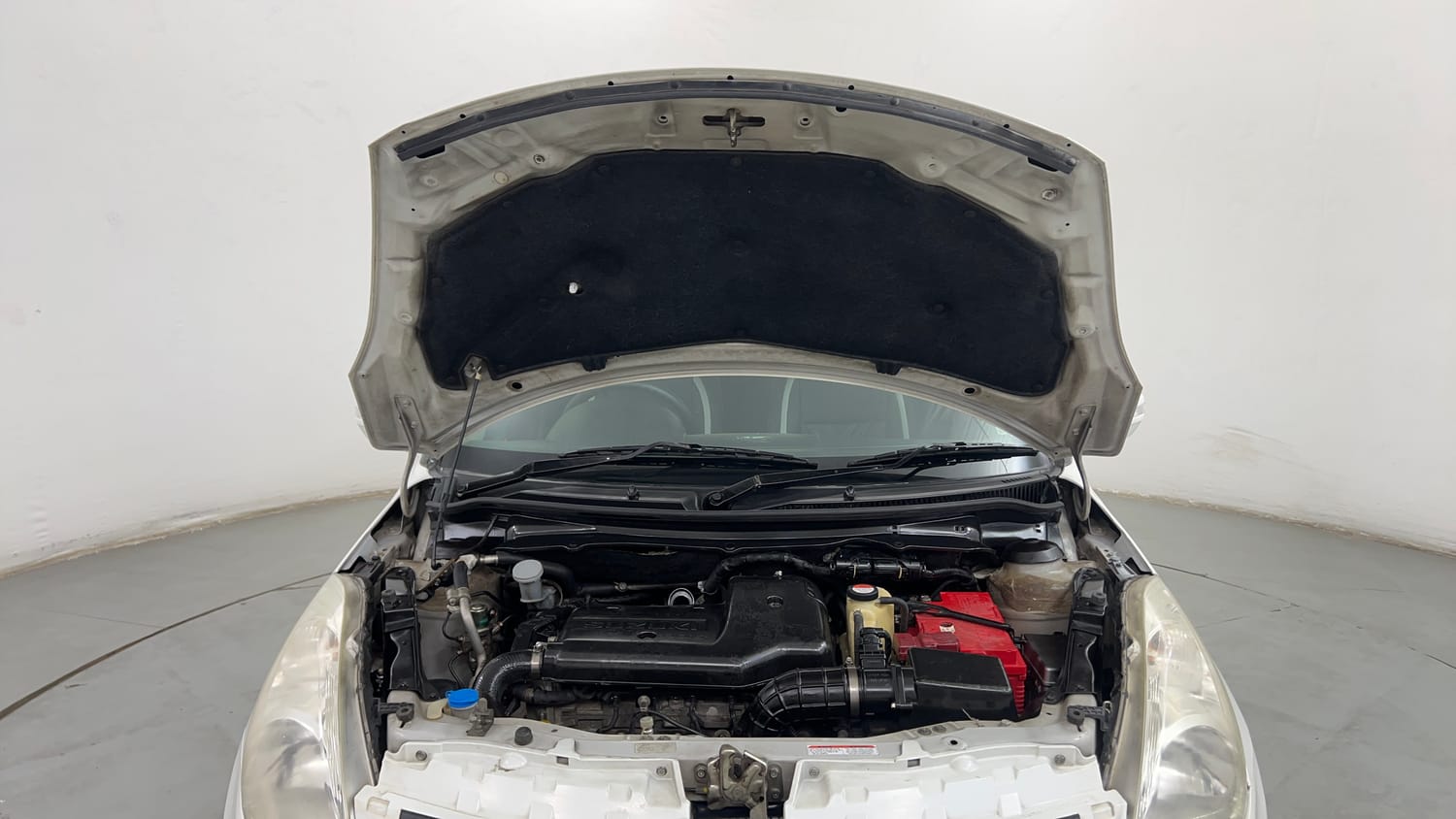 Used 2012 Maruti Suzuki Swift VDi Diesel Manual engine ENGINE & BONNET OPEN FRONT VIEW