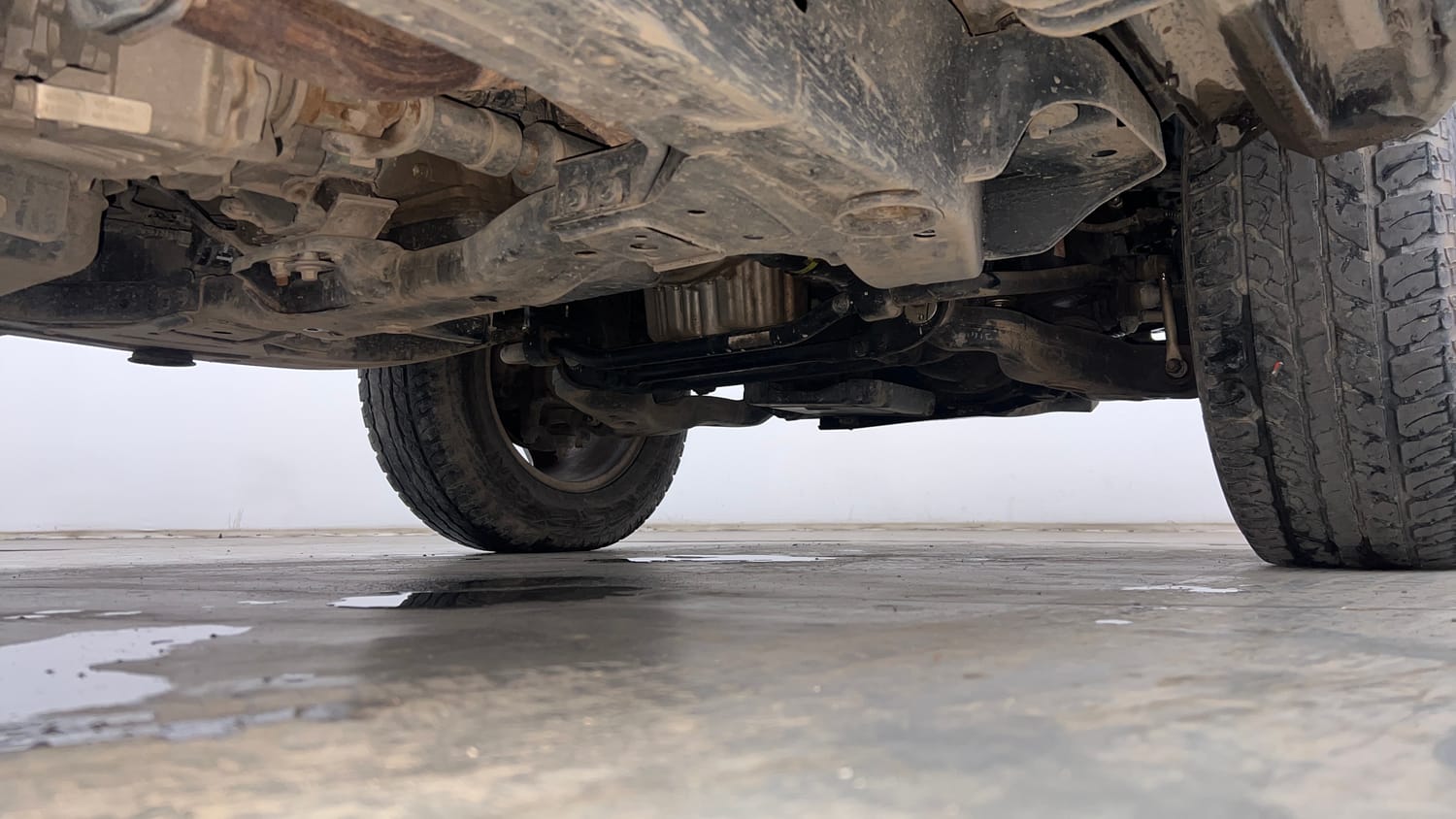Used 2022 mahindra Thar LX Hard Top Petrol AT 4WD Petrol Automatic extra REAR RIGHT UNDERBODY VIEW