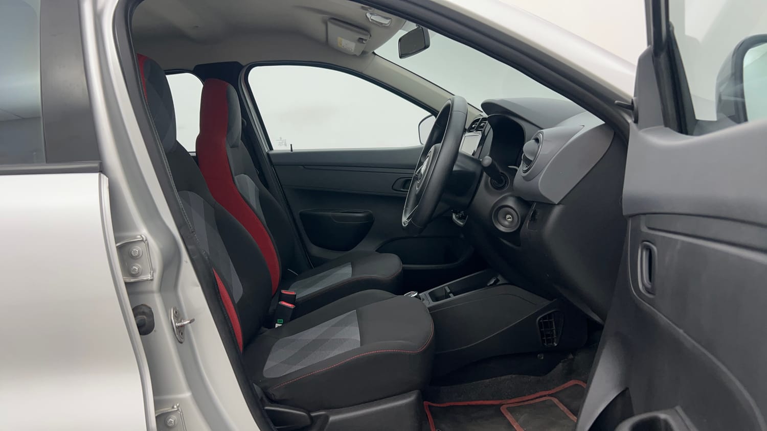 Used 2021 Renault Kwid RXT 1.0 AMT Opt Petrol Automatic interior RIGHT SIDE FRONT DOOR CABIN VIEW
