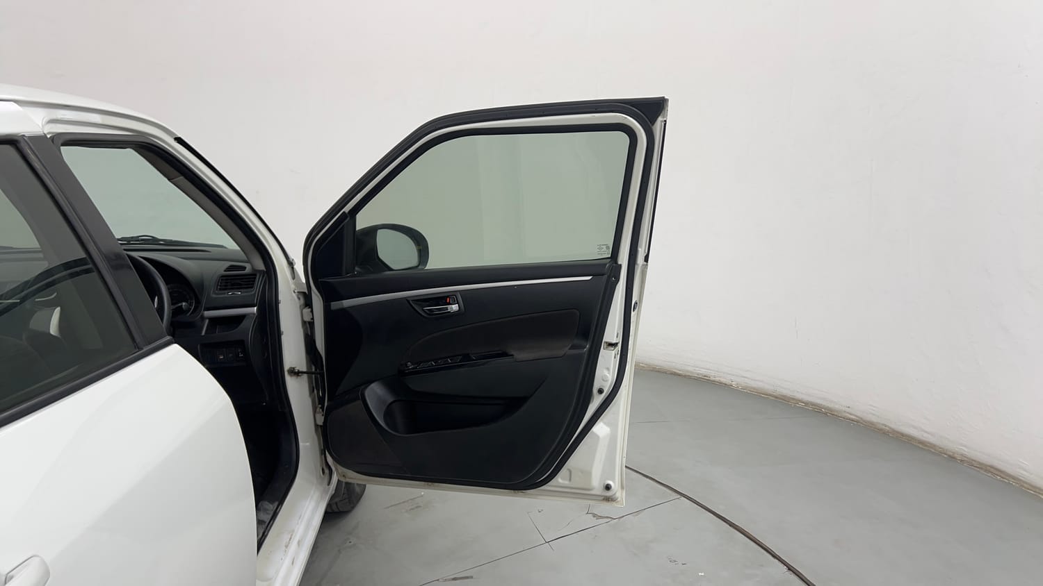 Used 2012 Maruti Suzuki Swift VDi Diesel Manual interior RIGHT FRONT DOOR OPEN VIEW