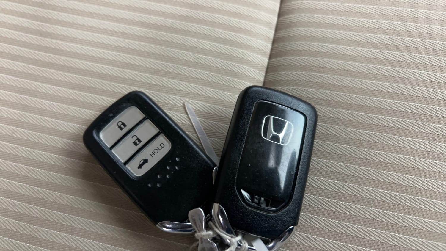 Used 2022 Honda Amaze VX CVT 1.2 Petrol Petrol Automatic extra CAR KEY VIEW