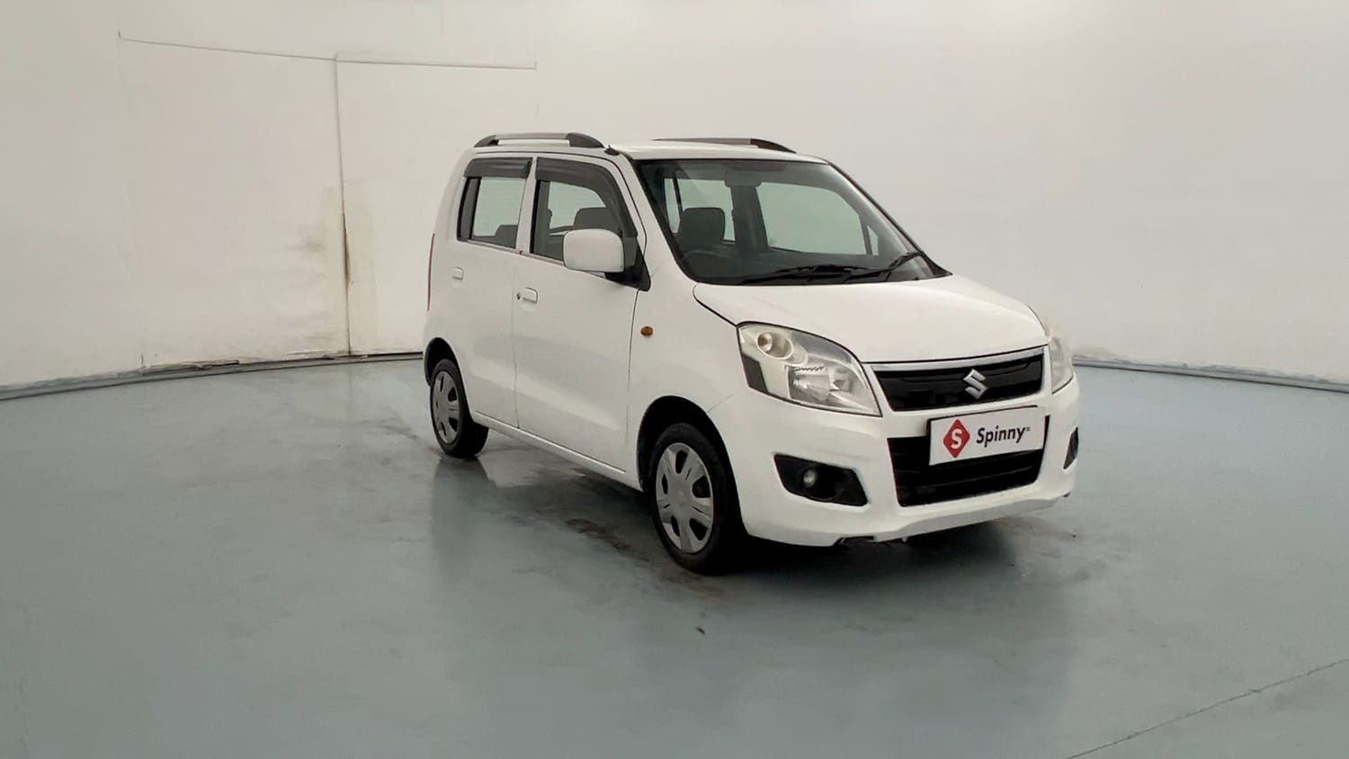 Used 2015 Maruti Suzuki Wagon R VXI Petrol Manual exterior RIGHT FRONT CORNER VIEW