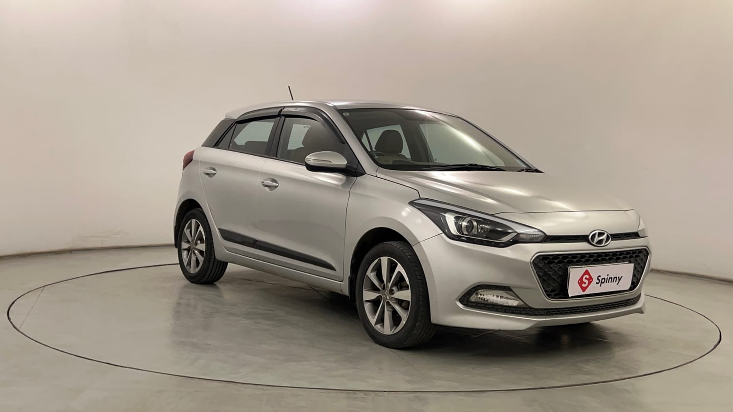 Used 2018 Hyundai Elite i20 Asta 1.2 (O) Petrol Manual exterior RIGHT FRONT CORNER VIEW