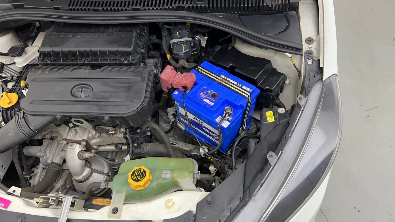 Used 2023 Tata Tiago XT CNG Cng Manual engine ENGINE LEFT SIDE VIEW