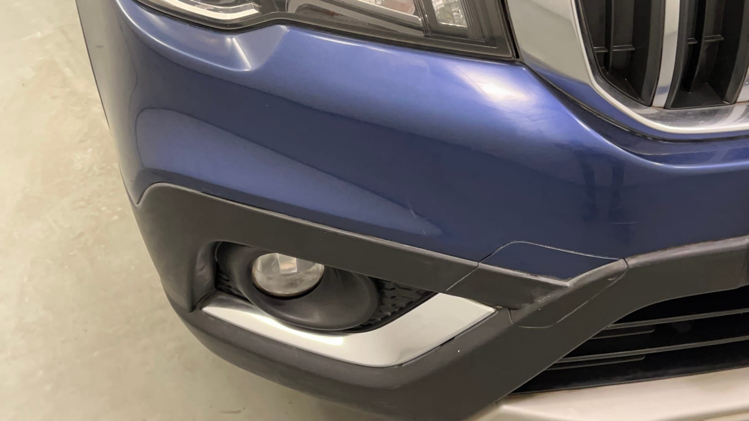 Used 2017 Maruti Suzuki S-Cross Alpha 1.3 Diesel Manual dents MINOR SCRATCH
