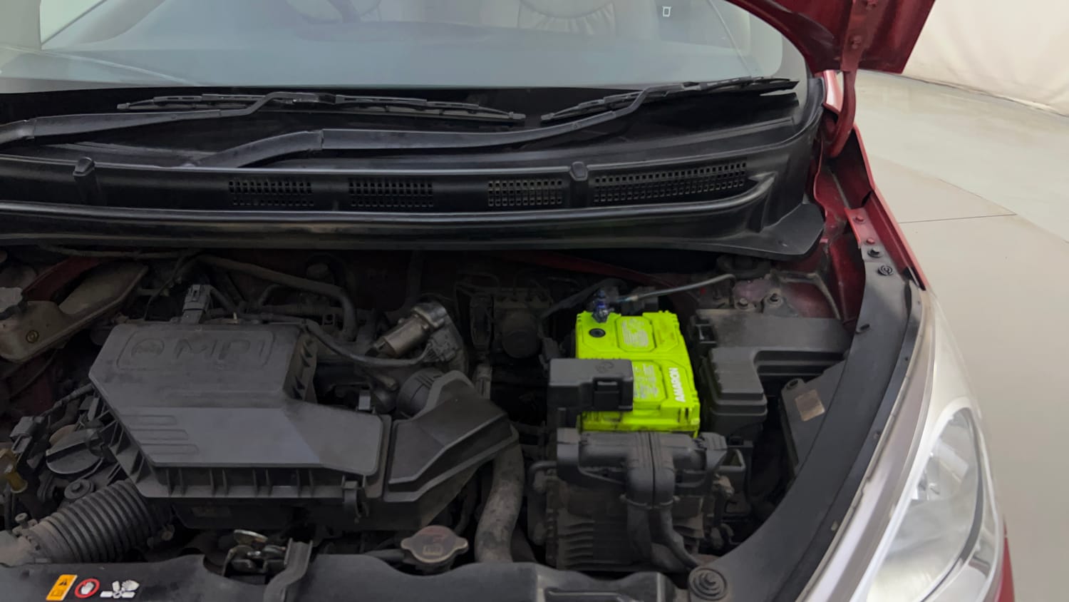Used 2019 Hyundai Santro Sportz AMT Petrol Automatic engine ENGINE LEFT SIDE HINGE & APRON VIEW
