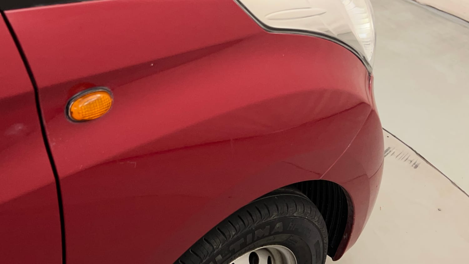 Used 2016 Hyundai Eon Era Petrol Manual dents MINOR SCRATCH