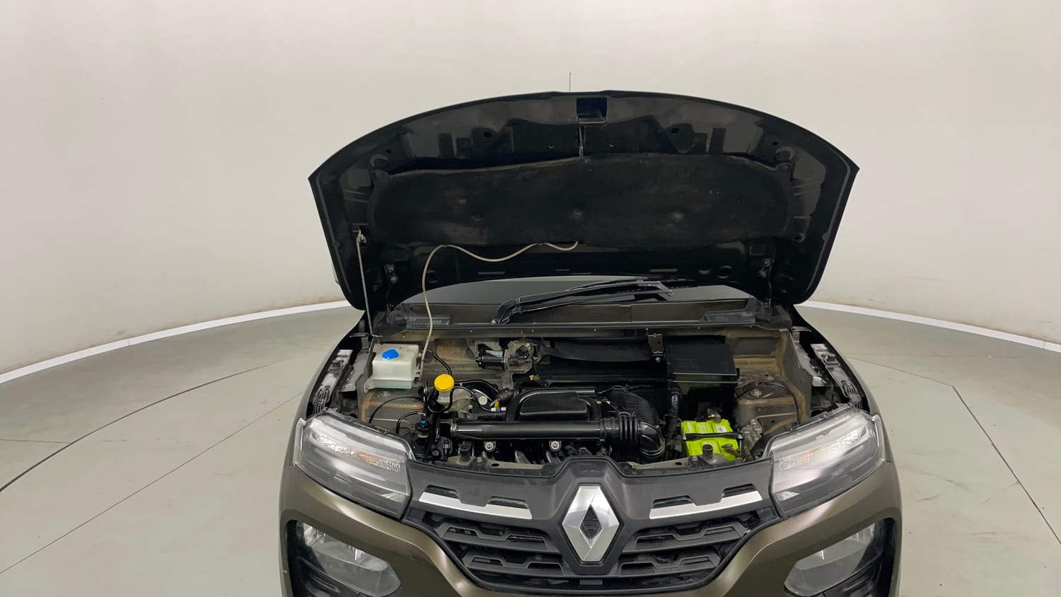 Used 2021 Renault Kwid RXT 1.0 AMT (O) Petrol Automatic engine ENGINE & BONNET OPEN FRONT VIEW