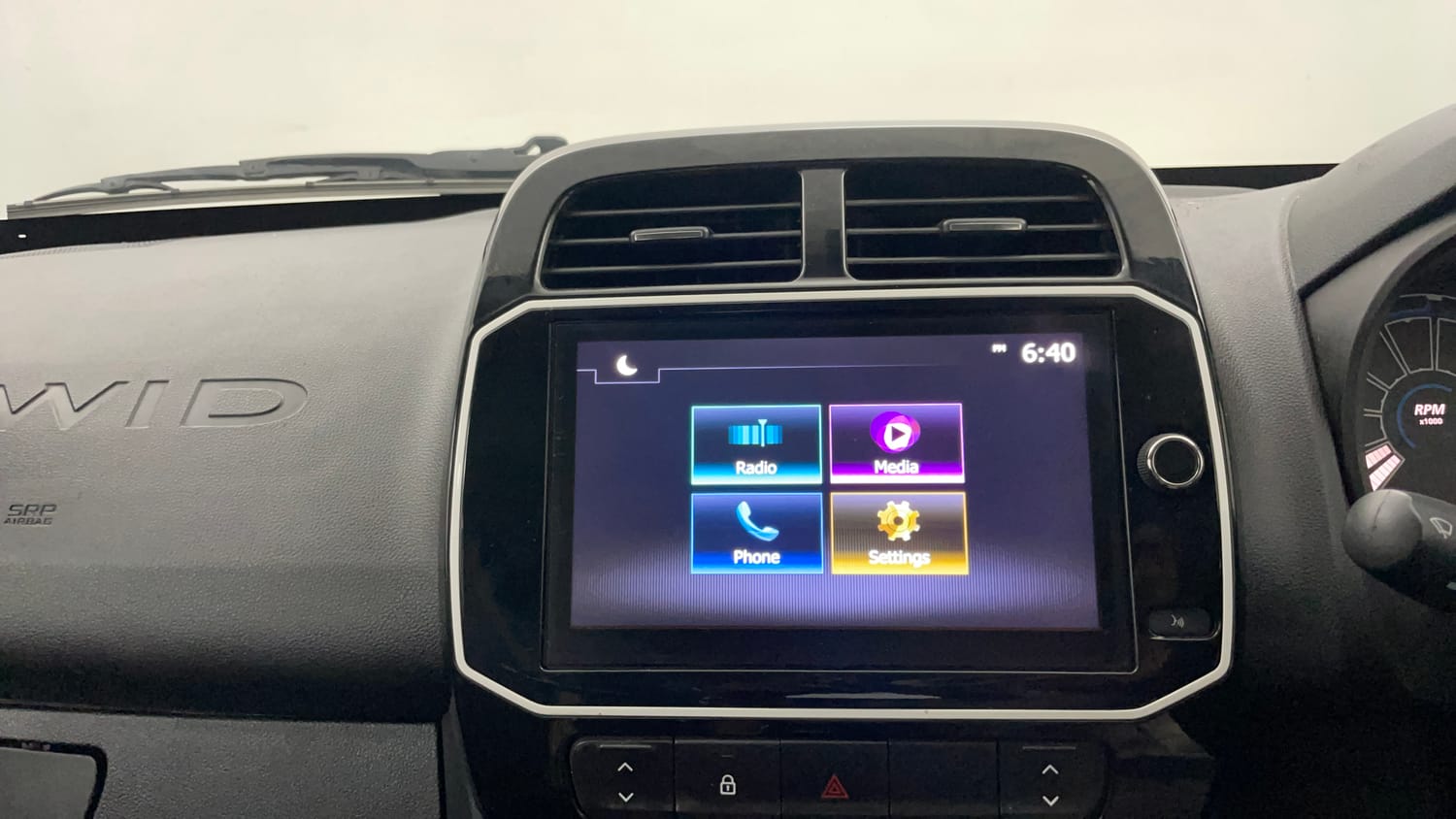 Used 2023 Renault Kwid CLIMBER AMT Petrol Automatic interior MUSIC SYSTEM & AC CONTROL VIEW