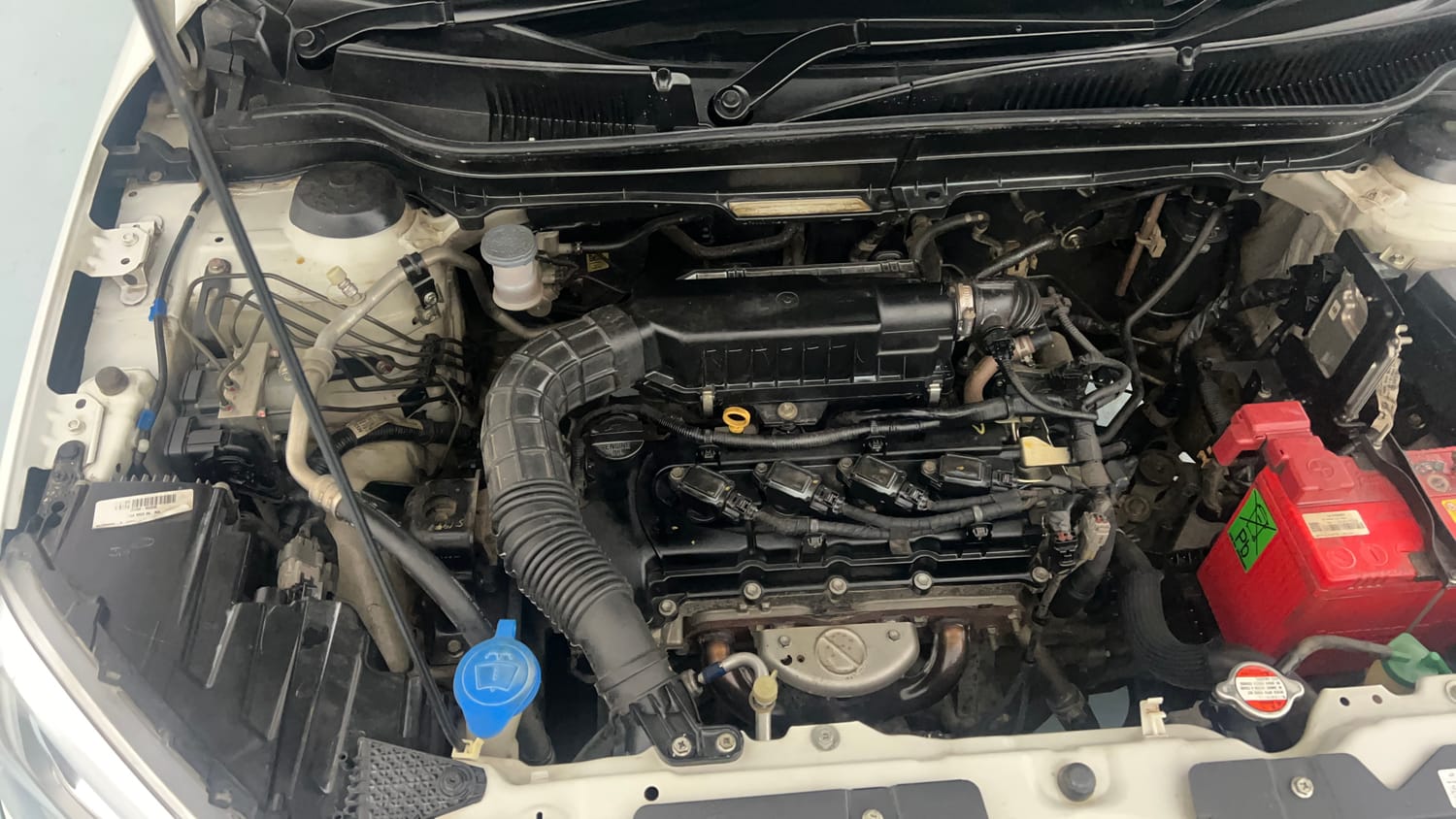 Used 2020 maruti-suzuki Vitara Brezza ZXi Plus Petrol Manual engine ENGINE RIGHT SIDE VIEW