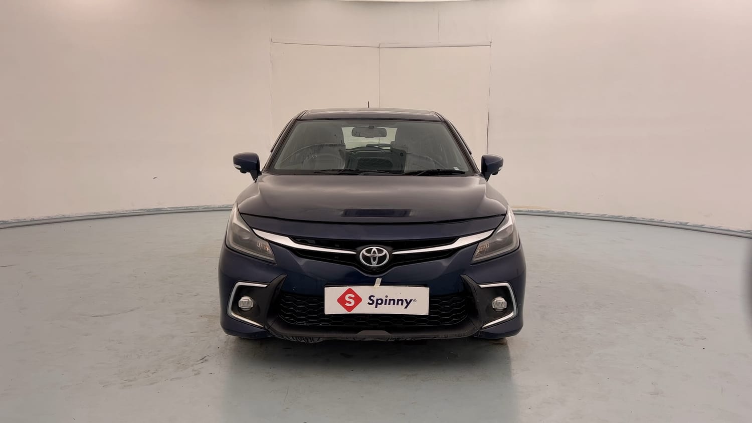 Used 2022 Toyota Glanza V AMT Petrol Automatic exterior FRONT VIEW